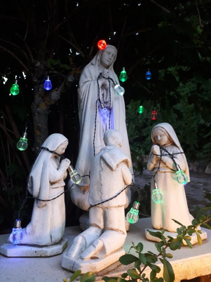 Quintinha dos Cedros Alfandega Da Fe Exterior foto